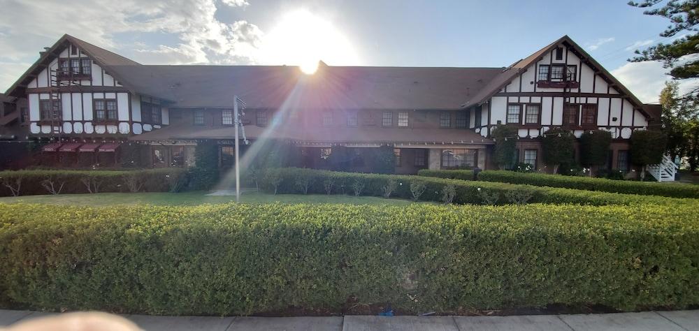 Glen Tavern Inn Santa Paula Exterior photo